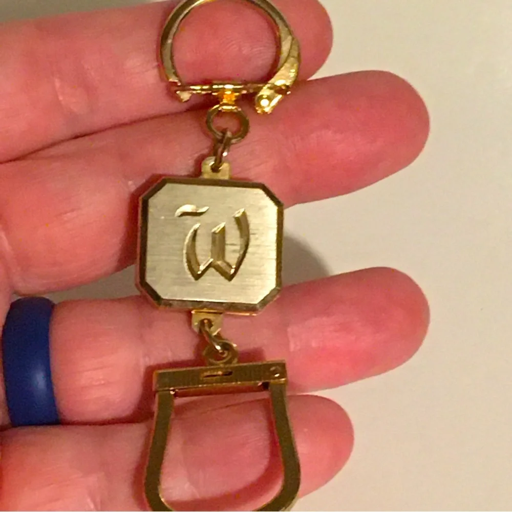 Vintage 80’s Swank Keychain W